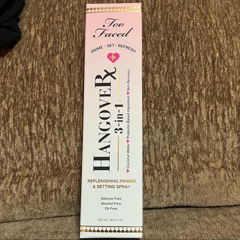 Too Faced Hangover 3-in-1 setting spray